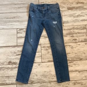 Loft Modern Skinny jeans size 4/27P